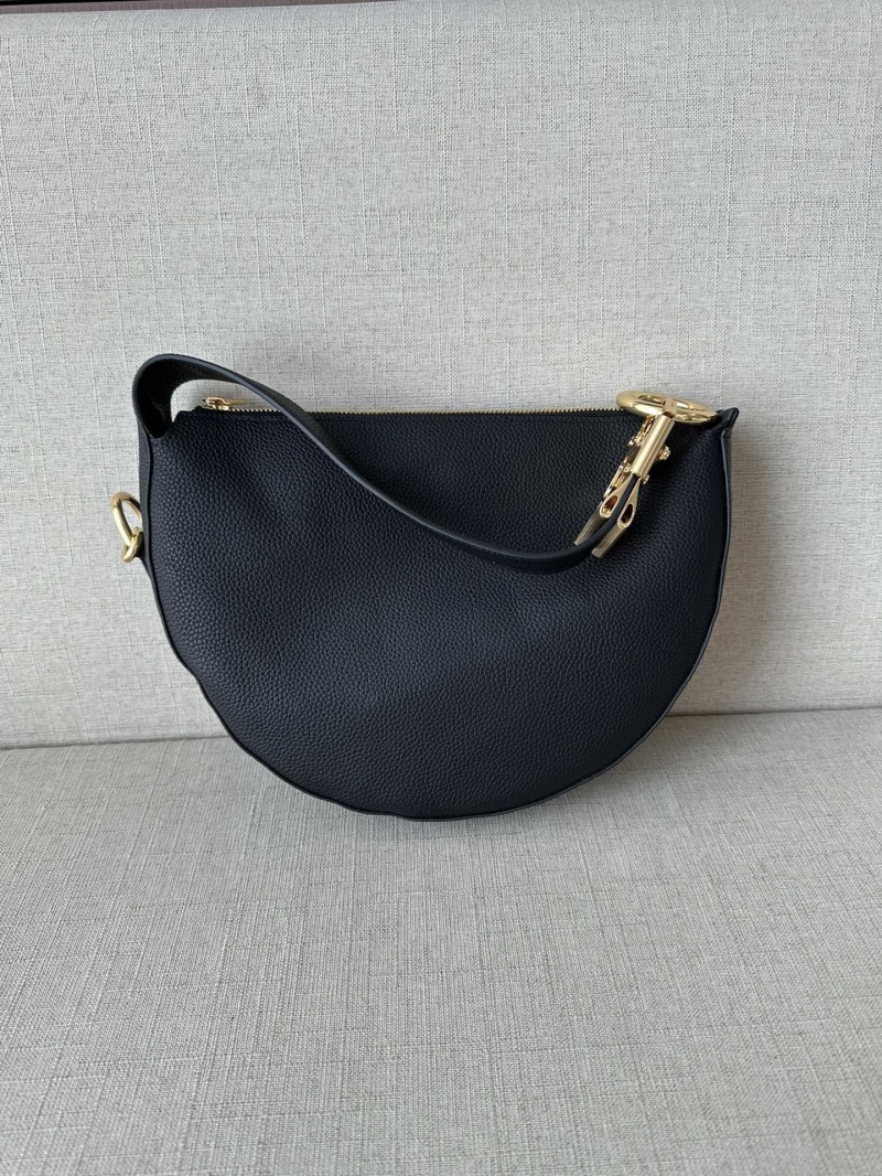 Bv*b*rry hobo bags